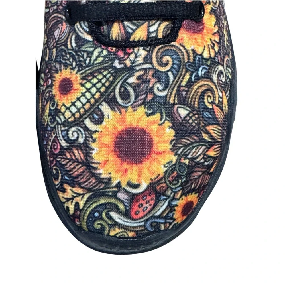 Yes We Vibe Womens Sz 7 Sneakers Mismatched Sunflowers Colorful Art Shoes